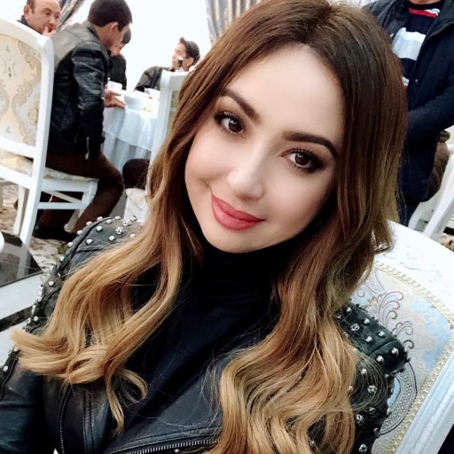Sevinch Mo'minova